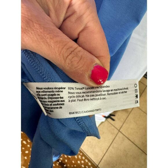 Eileen Fisher Canary Blue Soft Scoop Neck Relaxed Fit Tunic Top Womens L Tencel - Picture 10 of 10